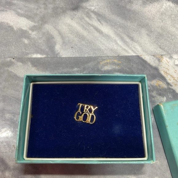 Vintage Tiffany Try God Pin 925 - Picture 9 of 9
